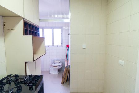 Apartamento à venda com 60m², 2 quartos e 1 vaga Apartamento à venda com 60m², 2 quartos e 1 vagaCozinha