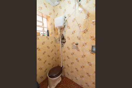 Casa à venda com 122m², 2 quartos e 1 vaga Casa à venda com 122m², 2 quartos e 1 vagaBanheiro de serviço