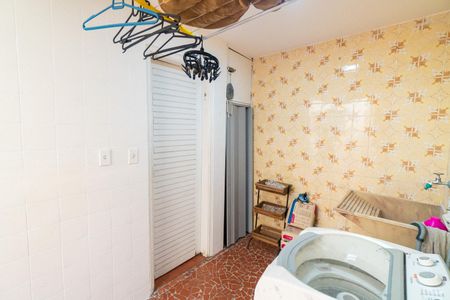 Casa à venda com 122m², 2 quartos e 1 vaga Casa à venda com 122m², 2 quartos e 1 vagaLavanderia