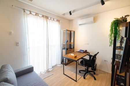 Casa à venda com 122m², 2 quartos e 1 vaga Casa à venda com 122m², 2 quartos e 1 vagaEscritório