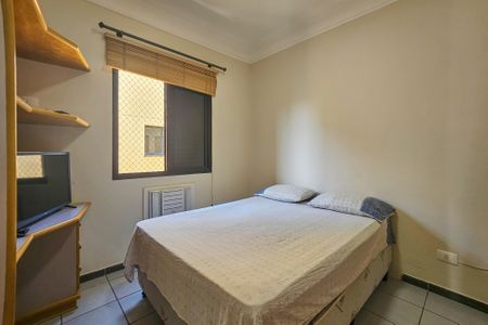 Apartamento para alugar com 240m², 2 quartos e 3 vagasQuarto