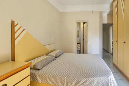 Apartamento para alugar com 240m², 2 quartos e 3 vagasSuíte