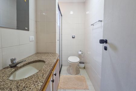 Apartamento para alugar com 240m², 2 quartos e 3 vagasBanheiro