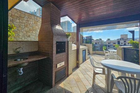 Apartamento para alugar com 240m², 2 quartos e 3 vagasÁrea comum - Churrasqueira