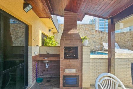 Apartamento para alugar com 240m², 2 quartos e 3 vagasÁrea comum - Churrasqueira