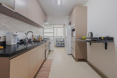 Apartamento à venda com 110m², 2 quartos e 1 vagaCozinha