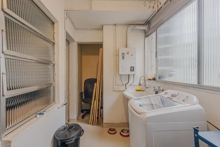 Apartamento à venda com 110m², 2 quartos e 1 vagaÁrea de Serviço