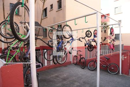 Apartamento para alugar com 47m², 2 quartos e 1 vagaÁrea Comum 