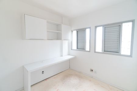 Apartamento à venda com 73m², 3 quartos e 2 vagasQuarto 2