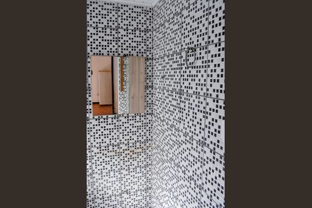 Casa à venda com 90m², 4 quartos e 6 vagasCasa 2 - Banheiro