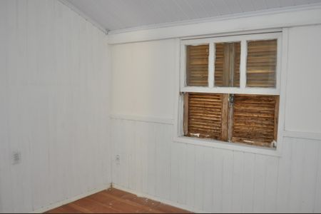 Casa à venda com 90m², 4 quartos e 6 vagasCasa 2 - Quarto 2