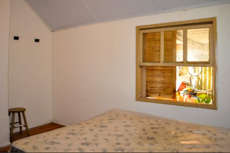 Casa à venda com 90m², 4 quartos e 6 vagasCasa 2 - Quarto 1