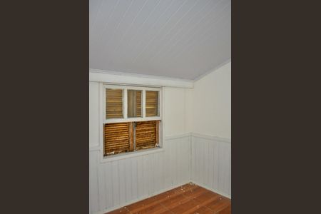 Casa à venda com 90m², 4 quartos e 6 vagasCasa 2 - Quarto 2