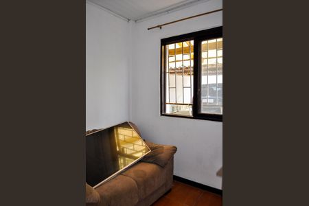 Casa à venda com 90m², 4 quartos e 6 vagasCasa 2 - Sala