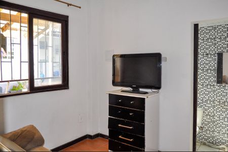 Casa à venda com 90m², 4 quartos e 6 vagasCasa 2 - Sala