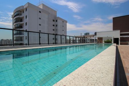 Studio à venda com 31m², 1 quarto e sem vaga Studio à venda com 31m², 1 quarto e sem vagaÁrea comum - Piscina