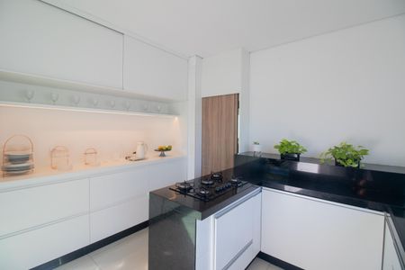 Casa à venda com 525m², 2 quartos e 10 vagasCozinha