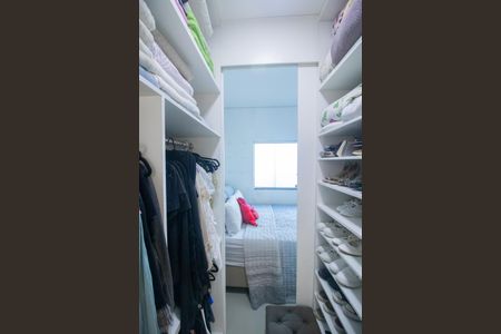 Casa à venda com 525m², 2 quartos e 10 vagasCloset
