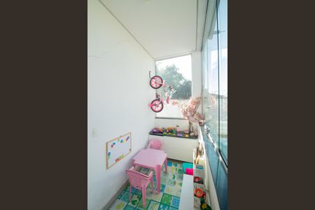 Casa à venda com 525m², 2 quartos e 10 vagasÁrea de Serviço