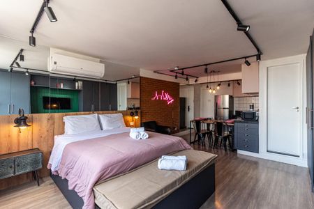 Studio para alugar com 37m², 1 quarto e sem vaga Studio para alugar com 37m², 1 quarto e sem vagaStudio