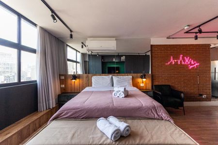 Studio para alugar com 37m², 1 quarto e sem vaga Studio para alugar com 37m², 1 quarto e sem vagaStudio