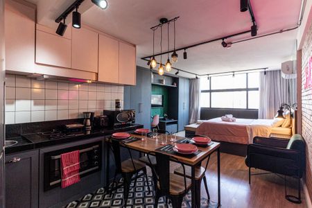 Studio para alugar com 37m², 1 quarto e sem vaga Studio para alugar com 37m², 1 quarto e sem vagaCozinha