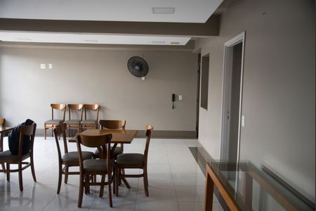 Apartamento à venda com 56m², 2 quartos e 1 vagaÁrea comum