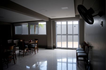 Apartamento à venda com 56m², 2 quartos e 1 vagaÁrea comum