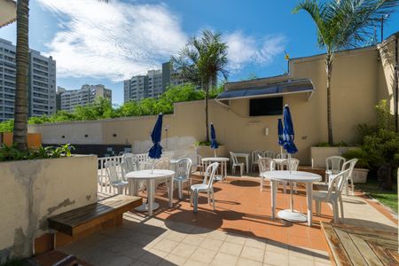 Apartamento à venda com 45m², 2 quartos e 1 vagaÁrea comum - Piscina