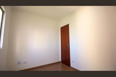 Apartamento à venda com 57m², 2 quartos e 1 vagaQuarto 2
