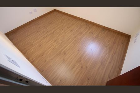 Apartamento à venda com 57m², 2 quartos e 1 vagaQuarto 2