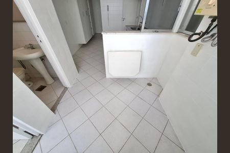 Apartamento à venda com 118m², 3 quartos e 2 vagasÁrea de serviço
