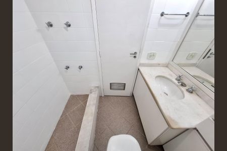 Apartamento à venda com 118m², 3 quartos e 2 vagasBanheiro Social