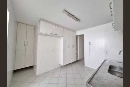 Apartamento à venda com 118m², 3 quartos e 2 vagasCozinha