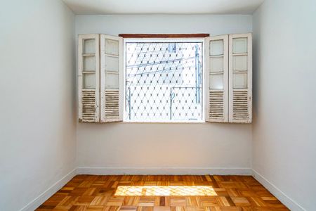 Quarto 1 de casa para alugar com 3 quartos, 250m² em Carlos Prates, Belo Horizonte