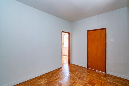 Sala de casa para alugar com 3 quartos, 250m² em Carlos Prates, Belo Horizonte