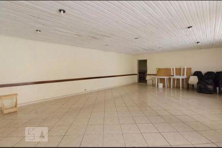 Apartamento à venda com 162m², 3 quartos e 2 vagasSalão de festas