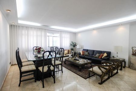 Apartamento à venda com 162m², 3 quartos e 2 vagas Apartamento à venda com 162m², 3 quartos e 2 vagasSala