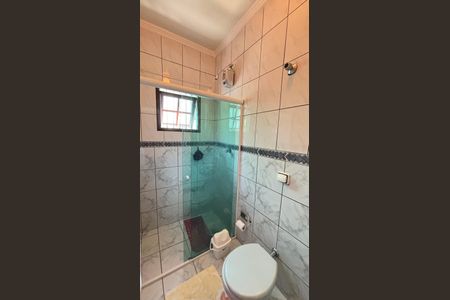 Casa à venda com 128m², 4 quartos e 4 vagas Casa à venda com 128m², 4 quartos e 4 vagasBanheiro da Suíte 3