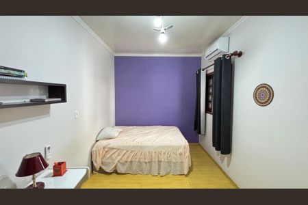 Casa à venda com 128m², 4 quartos e 4 vagas Casa à venda com 128m², 4 quartos e 4 vagasSuíte 2