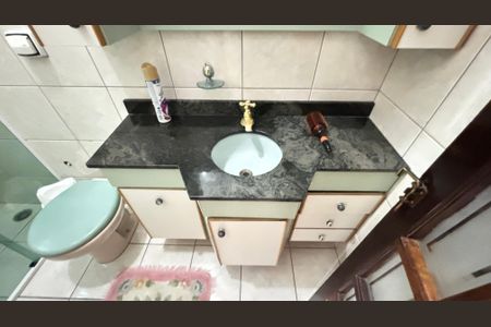 Casa à venda com 128m², 4 quartos e 4 vagas Casa à venda com 128m², 4 quartos e 4 vagasBanheiro da Suíte 2