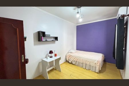 Casa à venda com 128m², 4 quartos e 4 vagas Casa à venda com 128m², 4 quartos e 4 vagasSuíte 2