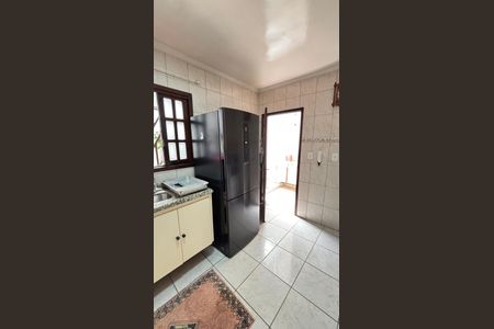 Casa à venda com 128m², 4 quartos e 4 vagas Casa à venda com 128m², 4 quartos e 4 vagasCozinha