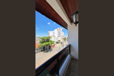 Casa à venda com 128m², 4 quartos e 4 vagas Casa à venda com 128m², 4 quartos e 4 vagasSuite 1 Varanda