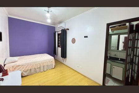 Casa à venda com 128m², 4 quartos e 4 vagas Casa à venda com 128m², 4 quartos e 4 vagasSuíte 2