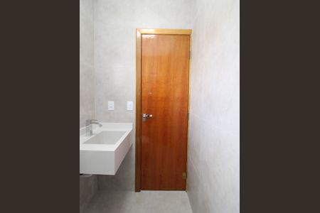 Casa à venda com 150m², 3 quartos e 3 vagasBanheiro da Suíte