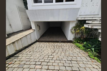 Casa à venda com 450m², 4 quartos e 5 vagasGaragem