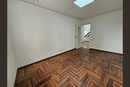 Casa à venda com 450m², 4 quartos e 5 vagasQuarto 2