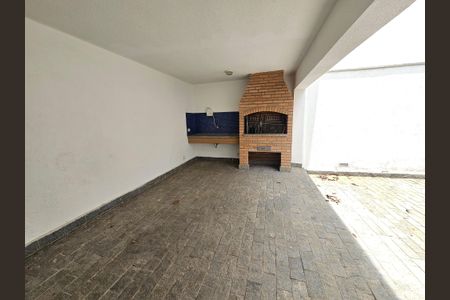 Casa à venda com 450m², 4 quartos e 5 vagasÁrea comum - Churrasqueira