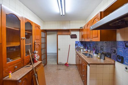 Apartamento à venda com 208m², 4 quartos e 1 vagaCozinha